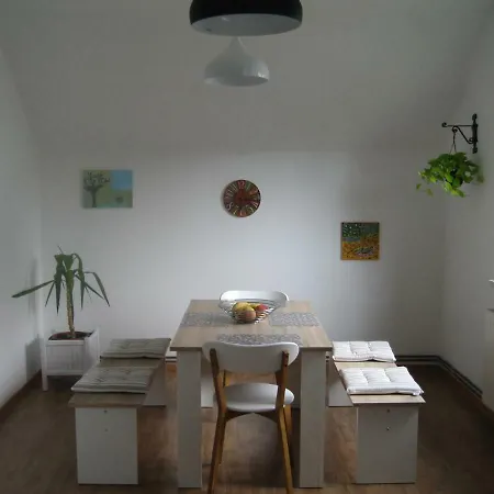 R&g Apartment *