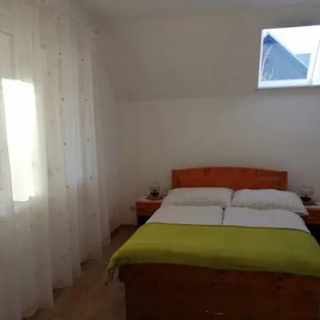 Apartment R&g *