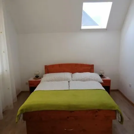 Apartment R&g